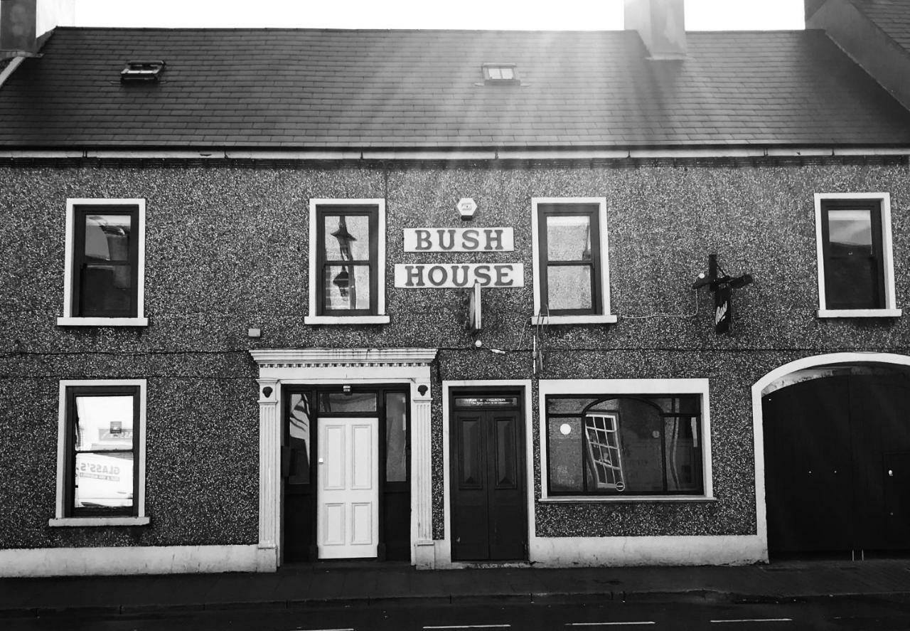 Bush House Accommodation - The Courthouse Apartment Bushmills Exterior foto